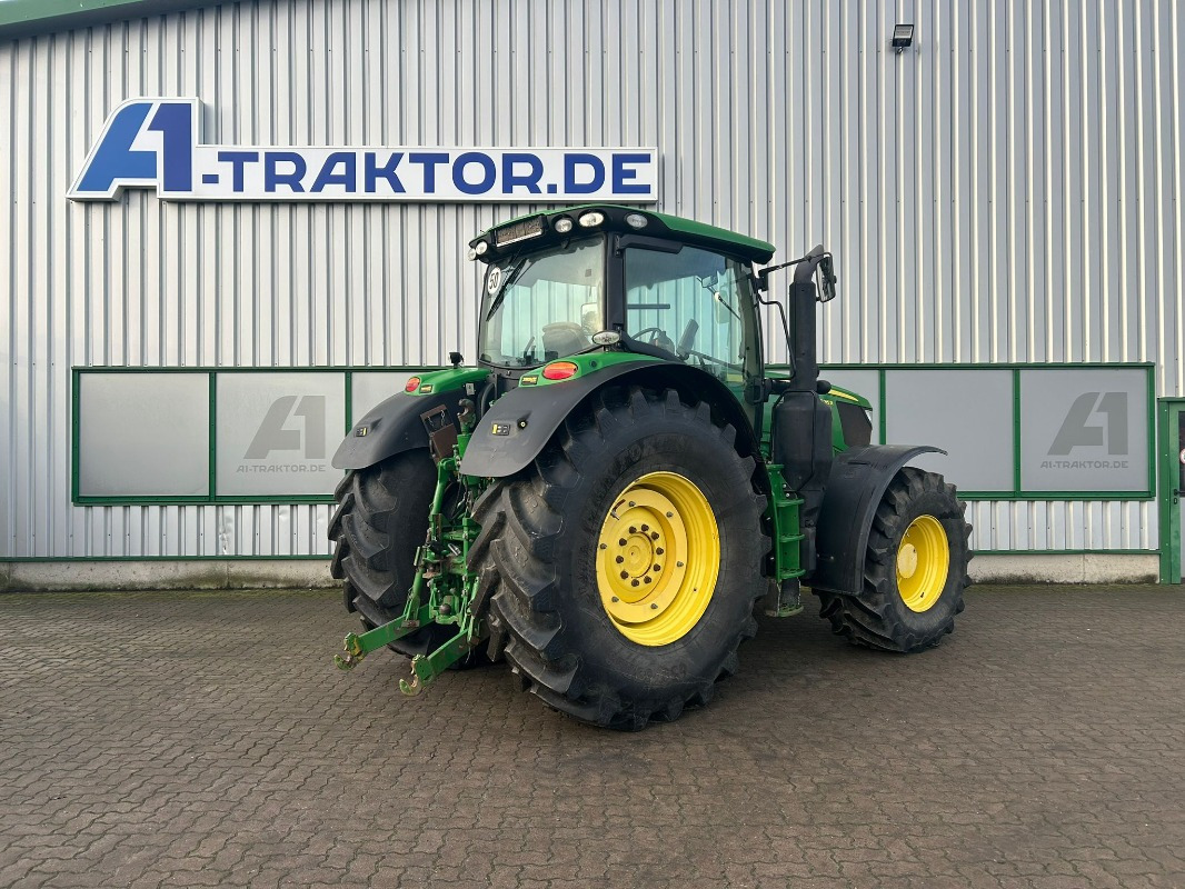 Trator John Deere 6215R: foto 10