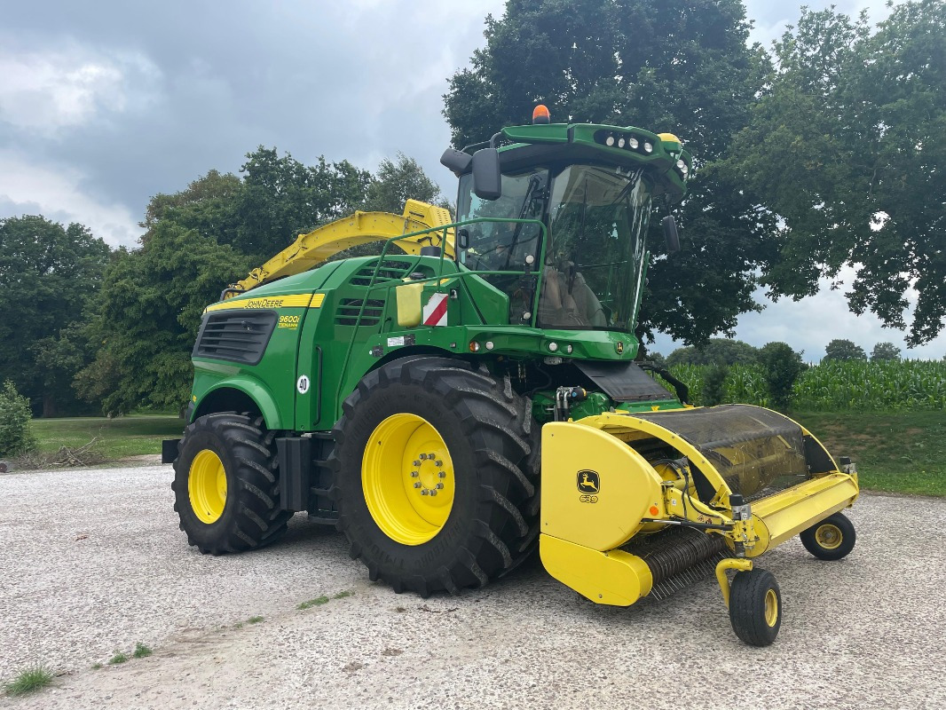 John Deere 9600i mit Kemper 460 Plus und PU 639 - Colheitadeira: foto 1 John Deere 9600i mit Kemper 460 Plus und PU 639 - Colheitadeira: foto 1