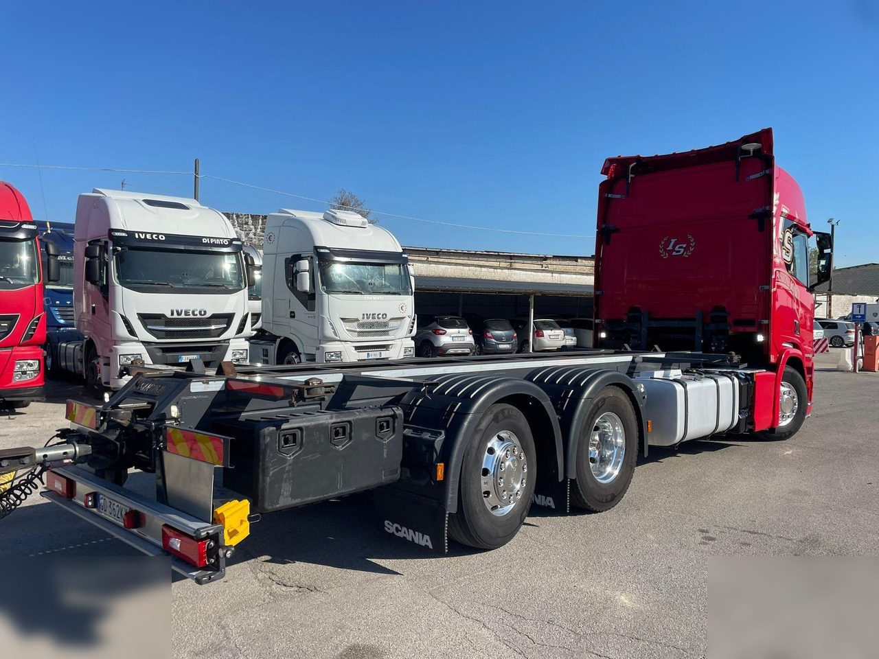 SCANIA R450 - Caminhão transportador de contêineres/ Caixa móvel: foto 2 SCANIA R450 - Caminhão transportador de contêineres/ Caixa móvel: foto 2