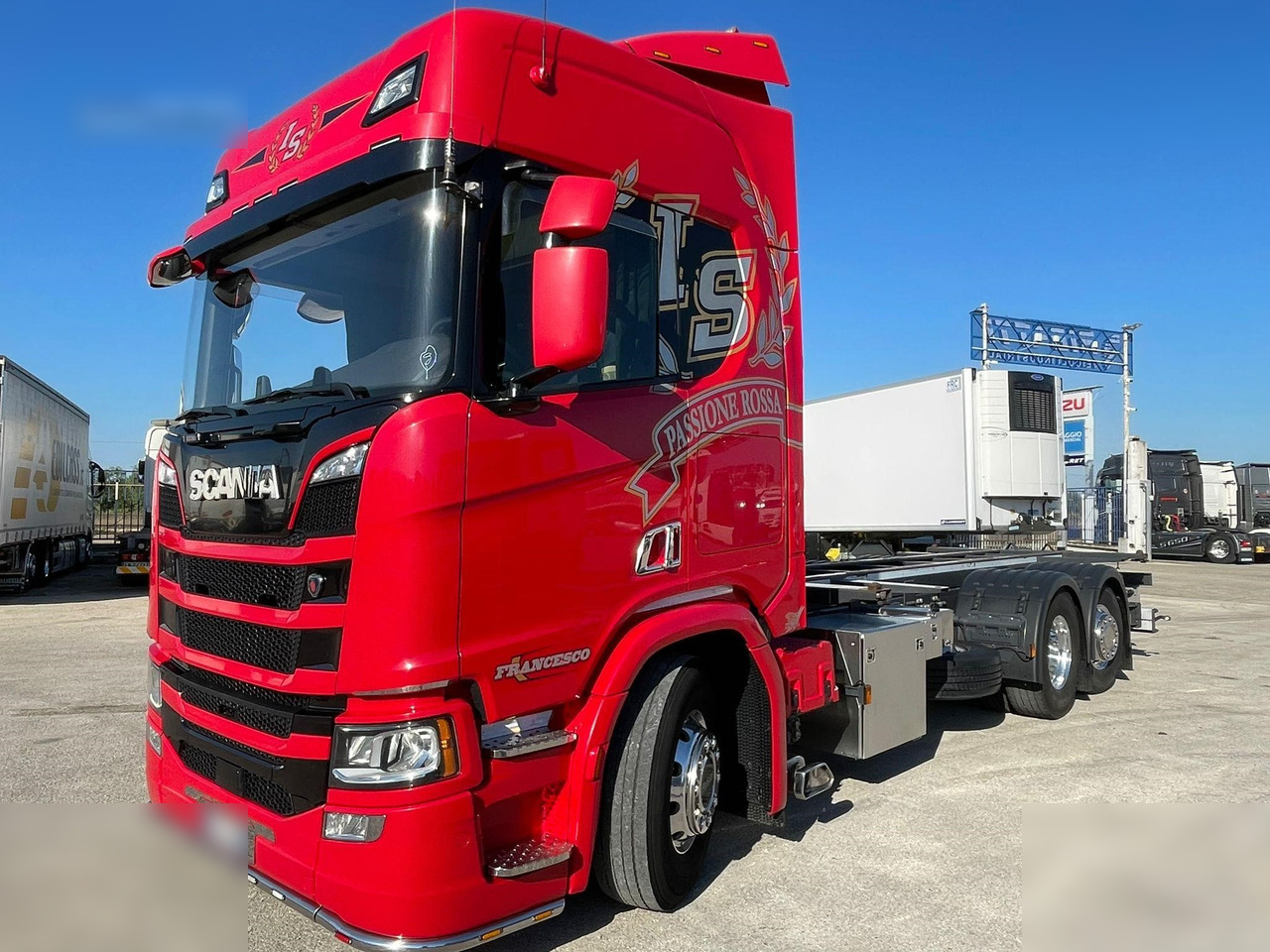 SCANIA R450 - Caminhão transportador de contêineres/ Caixa móvel: foto 3 SCANIA R450 - Caminhão transportador de contêineres/ Caixa móvel: foto 3