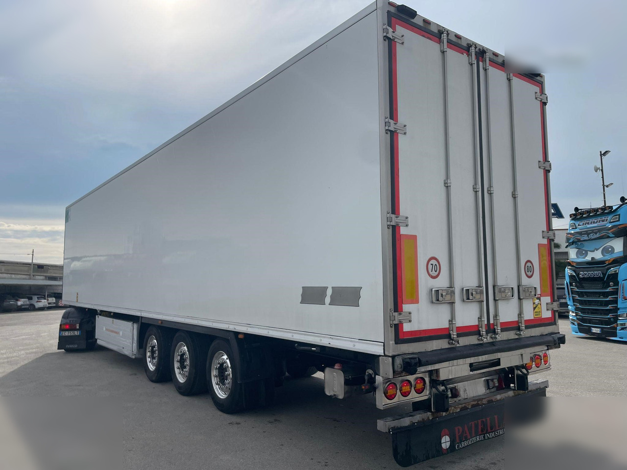 SCHMITZ - Semireboque frigorífico: foto 4 SCHMITZ - Semireboque frigorífico: foto 4