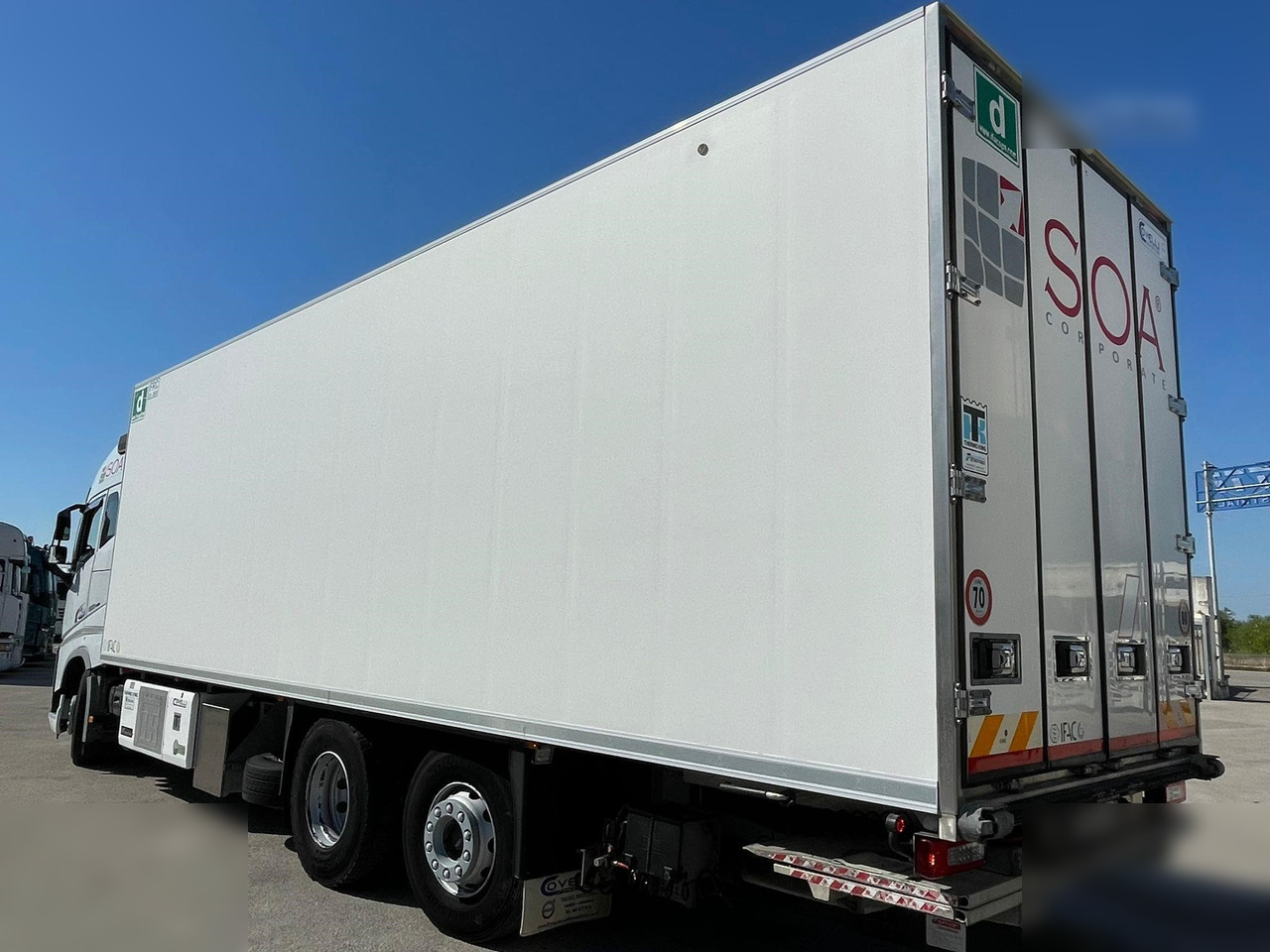 VOLVO FH500 - Caminhão frigorífico: foto 5 VOLVO FH500 - Caminhão frigorífico: foto 5