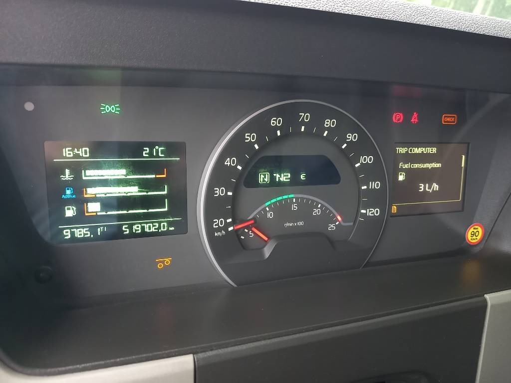 Caminhão frigorífico Volvo FM 330, 6x2, CARRIER SUPRA 950 U: foto 49