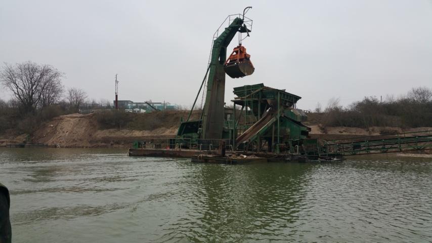 Auslegerschwimmbagger Rohr Vollautomatisch - Escavadeira flutuante: foto 1 Auslegerschwimmbagger Rohr Vollautomatisch - Escavadeira flutuante: foto 1