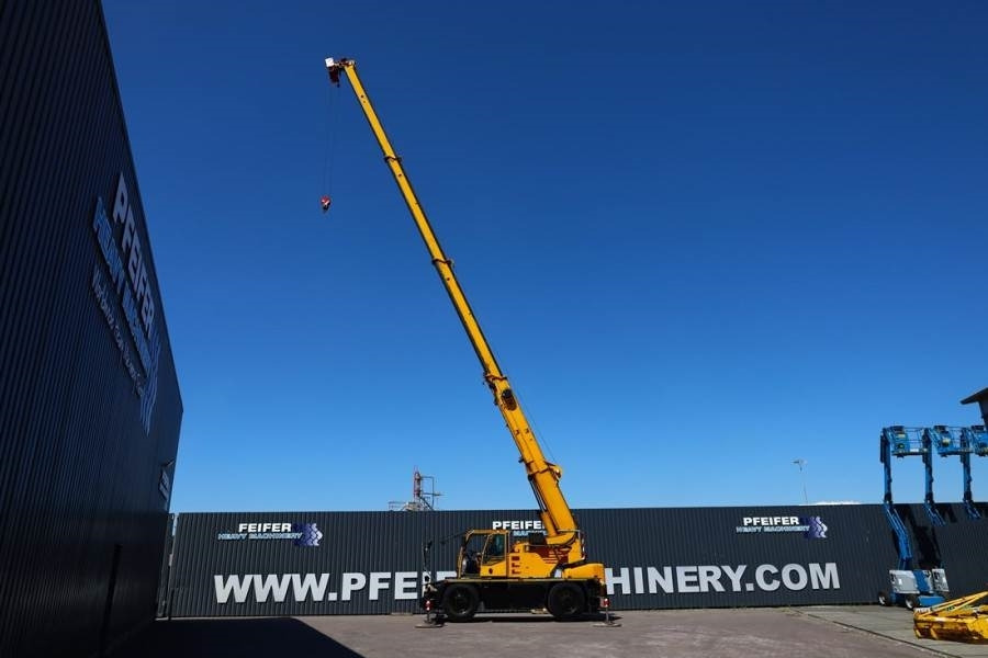 Demag AC30 City Diesel, 4x4x4 Drive, 30t Capacity, 25m M - Grua todo o terreno: foto 3 Demag AC30 City Diesel, 4x4x4 Drive, 30t Capacity, 25m M - Grua todo o terreno: foto 3