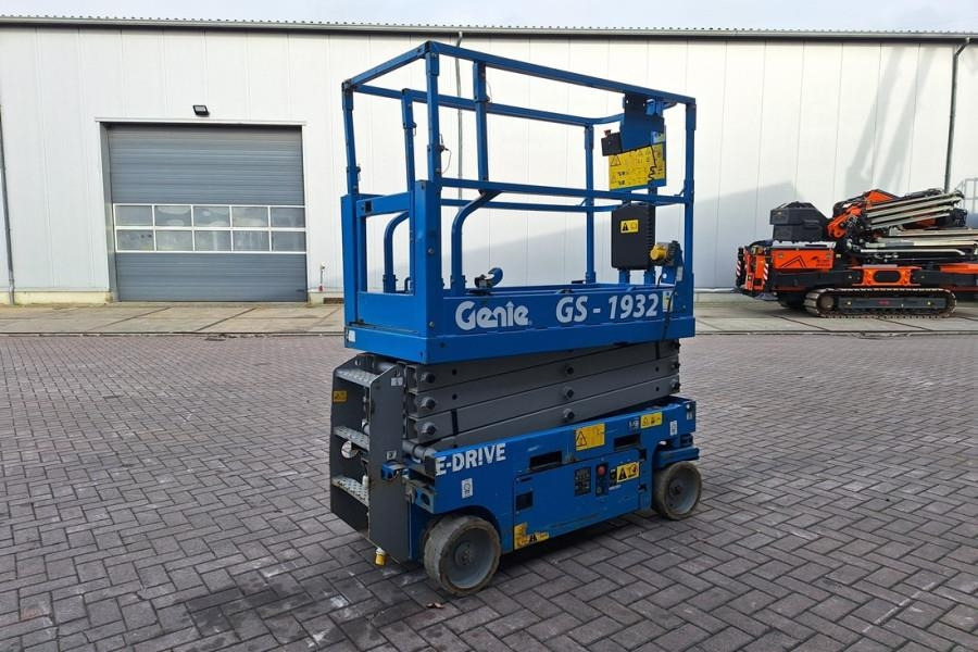 Genie GS1932 E-Drive Several In Stock, 8m Working Height - Plataforma de Tijera/ Plataforma de tesoura: foto 2 Genie GS1932 E-Drive Several In Stock, 8m Working Height - Plataforma de Tijera/ Plataforma de tesoura: foto 2