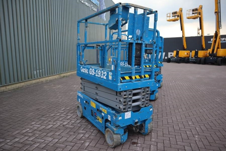 Genie GS1932 E-Drive Several In Stock, 8m Working Height - Plataforma de Tijera/ Plataforma de tesoura: foto 3 Genie GS1932 E-Drive Several In Stock, 8m Working Height - Plataforma de Tijera/ Plataforma de tesoura: foto 3