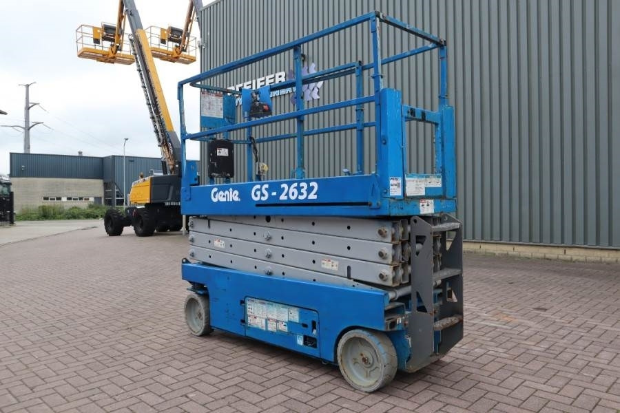 Genie GS2632 Electric, Working Height 10m, 227kg Capacit - Plataforma de Tijera/ Plataforma de tesoura: foto 4 Genie GS2632 Electric, Working Height 10m, 227kg Capacit - Plataforma de Tijera/ Plataforma de tesoura: foto 4