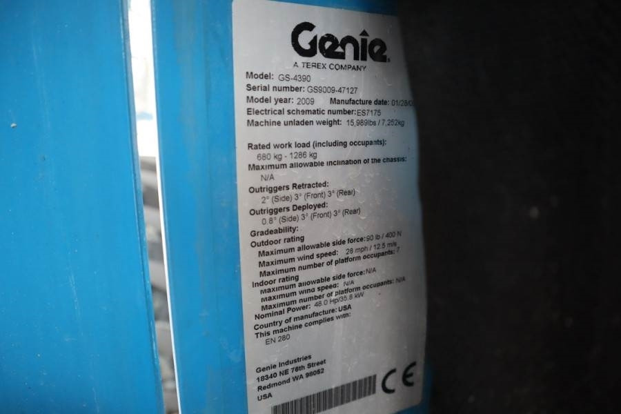 Genie GS4390 Diesel, 4x4 Drive, 15.11m Working Height 68 - Plataforma de Tijera/ Plataforma de tesoura: foto 4 Genie GS4390 Diesel, 4x4 Drive, 15.11m Working Height 68 - Plataforma de Tijera/ Plataforma de tesoura: foto 4