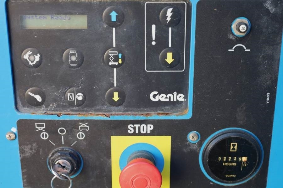Genie GS4390 Diesel, 4x4 Drive, 15m Working Height, 680k - Plataforma de Tijera/ Plataforma de tesoura: foto 4 Genie GS4390 Diesel, 4x4 Drive, 15m Working Height, 680k - Plataforma de Tijera/ Plataforma de tesoura: foto 4