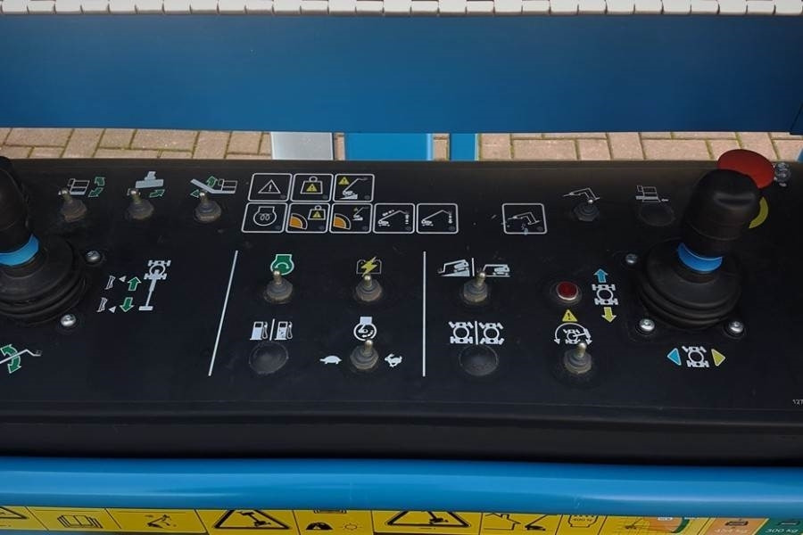 Genie S65XC Valid inspection, *Guarantee! Diesel, 4x4 Dr - Plataforma telescópica: foto 5 Genie S65XC Valid inspection, *Guarantee! Diesel, 4x4 Dr - Plataforma telescópica: foto 5