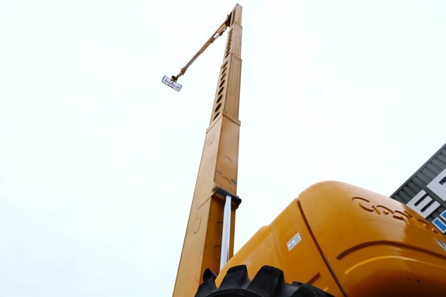 Genie Z135/70 Diesel, 4x4x4 Drive, 43m Lifting Height, 2 - Plataforma articulada: foto 3 Genie Z135/70 Diesel, 4x4x4 Drive, 43m Lifting Height, 2 - Plataforma articulada: foto 3
