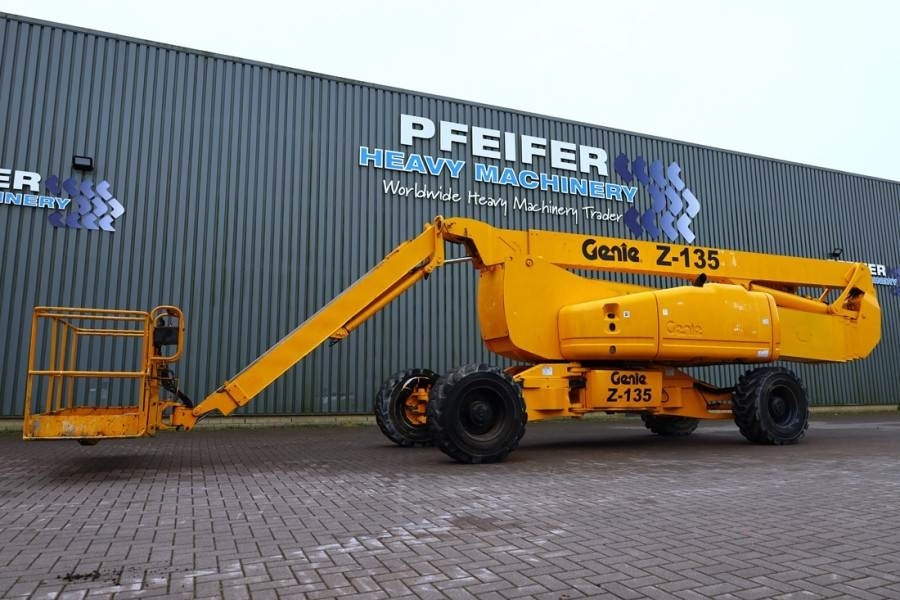 Genie Z135/70 Diesel, 4x4x4 Drive, 43m Lifting Height, 2 - Plataforma articulada: foto 1 Genie Z135/70 Diesel, 4x4x4 Drive, 43m Lifting Height, 2 - Plataforma articulada: foto 1