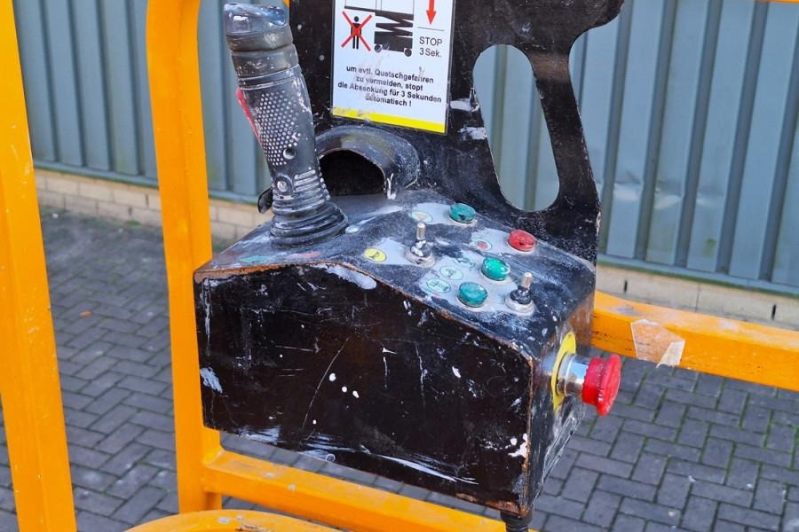 Haulotte Compact 10 Electric, 10m Working Height, 450kg Cap - Plataforma de Tijera/ Plataforma de tesoura: foto 4 Haulotte Compact 10 Electric, 10m Working Height, 450kg Cap - Plataforma de Tijera/ Plataforma de tesoura: foto 4