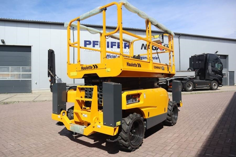 Haulotte Compact 12DX Valid Inspection, *Guarantee! Diesel,  - Plataforma de Tijera/ Plataforma de tesoura: foto 2 Haulotte Compact 12DX Valid Inspection, *Guarantee! Diesel,  - Plataforma de Tijera/ Plataforma de tesoura: foto 2