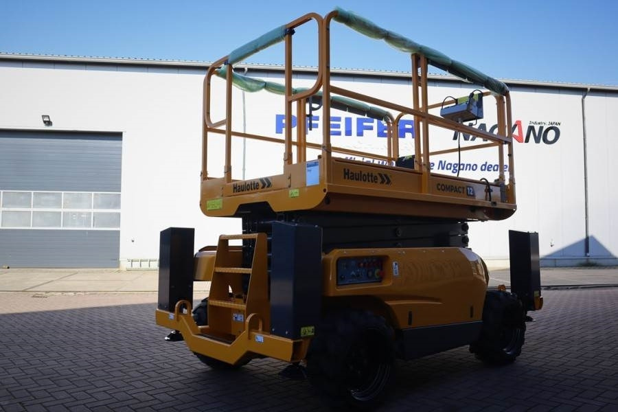 Haulotte Compact 12DX Valid Inspection, *Guarantee! Diesel, - Plataforma de Tijera/ Plataforma de tesoura: foto 2 Haulotte Compact 12DX Valid Inspection, *Guarantee! Diesel, - Plataforma de Tijera/ Plataforma de tesoura: foto 2