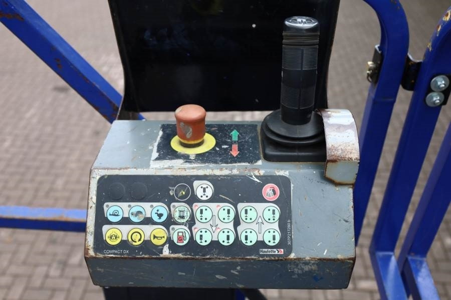 Haulotte H12SX Diesel, 4x4 Drive, 12m Working Height, 700kg - Plataforma de Tijera/ Plataforma de tesoura: foto 5 Haulotte H12SX Diesel, 4x4 Drive, 12m Working Height, 700kg - Plataforma de Tijera/ Plataforma de tesoura: foto 5