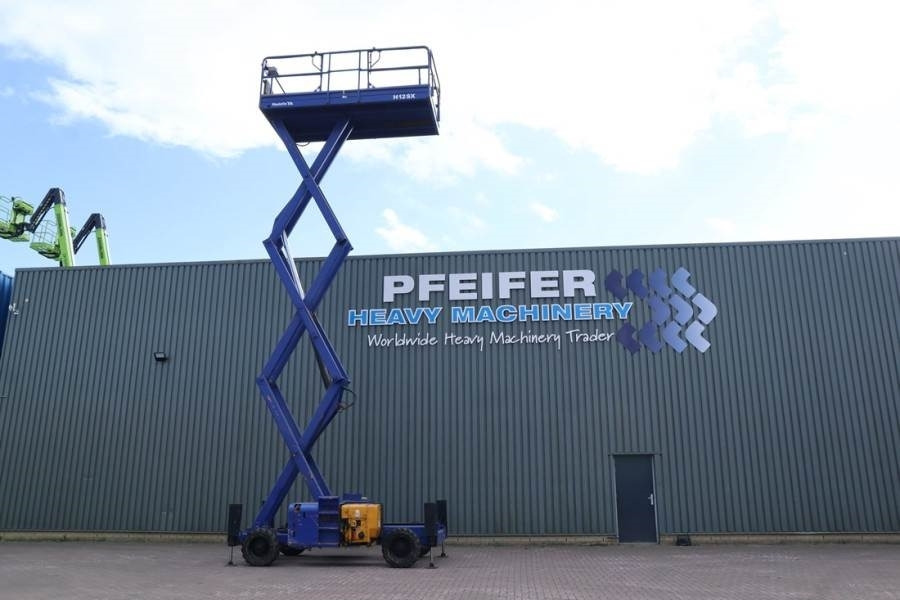 Haulotte H12SX Diesel, 4x4 Drive, 12m Working Height, 700kg - Plataforma de Tijera/ Plataforma de tesoura: foto 4 Haulotte H12SX Diesel, 4x4 Drive, 12m Working Height, 700kg - Plataforma de Tijera/ Plataforma de tesoura: foto 4