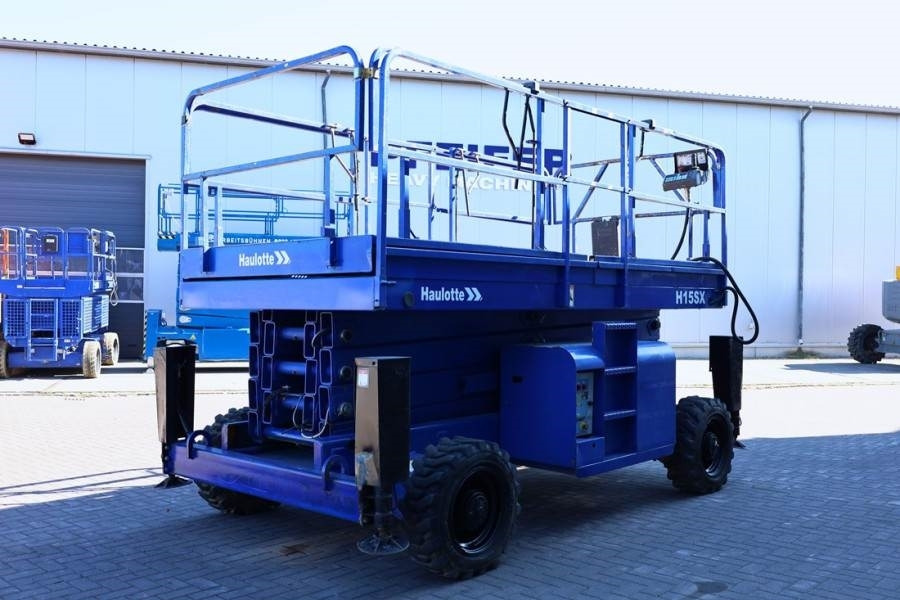 Haulotte H15SX Diesel, 4x4 Drive 15 Working Height, 500kg C - Plataforma de Tijera/ Plataforma de tesoura: foto 2 Haulotte H15SX Diesel, 4x4 Drive 15 Working Height, 500kg C - Plataforma de Tijera/ Plataforma de tesoura: foto 2