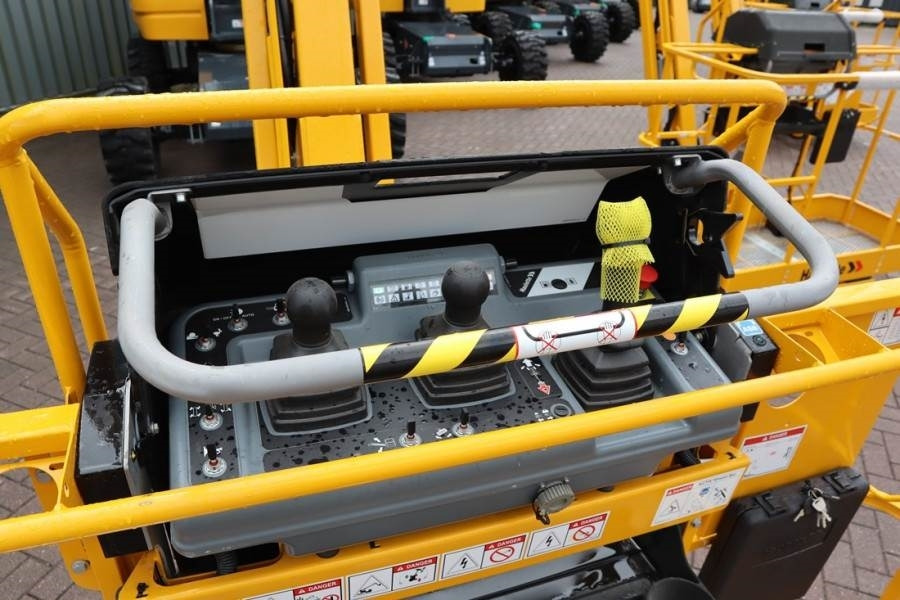 Haulotte HT16RTJ PRO NEW / UNUSED, Guarantee! Diesel, 4x4x4 - Plataforma telescópica: foto 4 Haulotte HT16RTJ PRO NEW / UNUSED, Guarantee! Diesel, 4x4x4 - Plataforma telescópica: foto 4