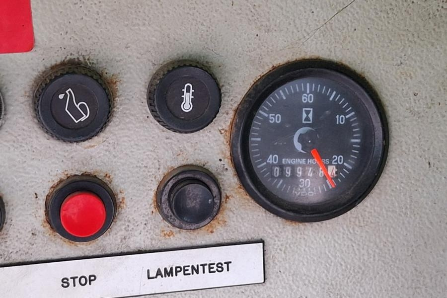 Holland Lift Megastar G300 Diesel, 4x4x4 Drive, 33.5m Working H - Plataforma de Tijera/ Plataforma de tesoura: foto 5 Holland Lift Megastar G300 Diesel, 4x4x4 Drive, 33.5m Working H - Plataforma de Tijera/ Plataforma de tesoura: foto 5