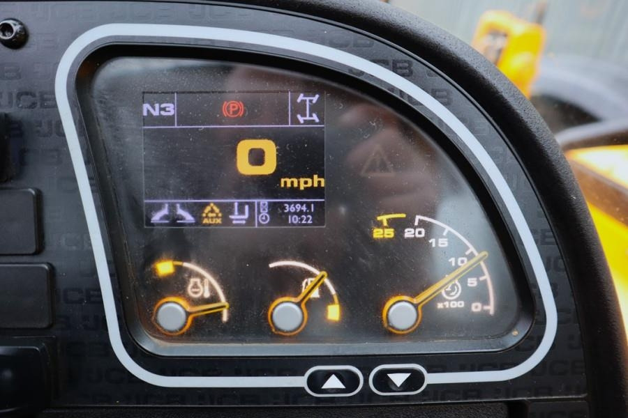 JCB 540V-140 Diesel Stage V, 4x4x4 Drive, 13.8m Liftin - Empilhador telescópico: foto 5 JCB 540V-140 Diesel Stage V, 4x4x4 Drive, 13.8m Liftin - Empilhador telescópico: foto 5