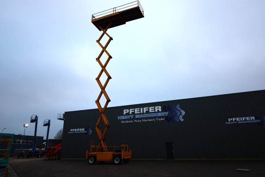 JLG 203-24 Diesel, 4x4 Drive, 22.3m Working Height, 75 - Plataforma de Tijera/ Plataforma de tesoura: foto 2 JLG 203-24 Diesel, 4x4 Drive, 22.3m Working Height, 75 - Plataforma de Tijera/ Plataforma de tesoura: foto 2