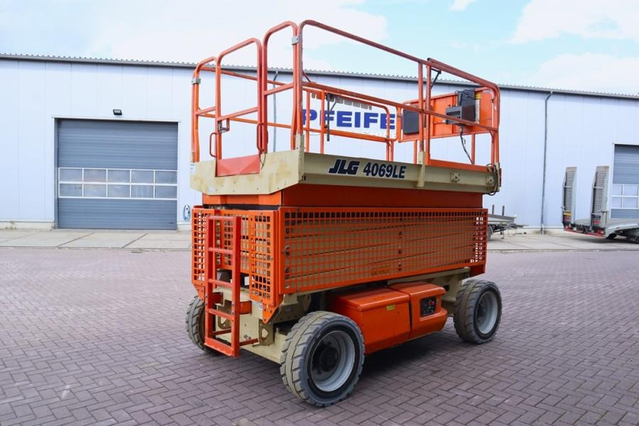 JLG 4069LE Electric, 14.2m Working Height, 360kg Capac - Plataforma de Tijera/ Plataforma de tesoura: foto 2 JLG 4069LE Electric, 14.2m Working Height, 360kg Capac - Plataforma de Tijera/ Plataforma de tesoura: foto 2