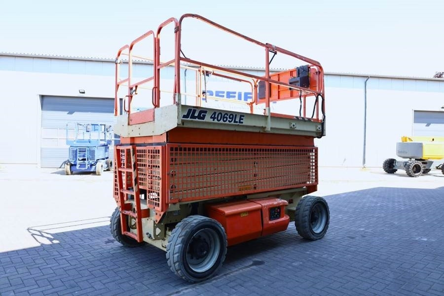 JLG 4069LE Electric, 14.2m Working Height, 360kg Capac - Plataforma de Tijera/ Plataforma de tesoura: foto 2 JLG 4069LE Electric, 14.2m Working Height, 360kg Capac - Plataforma de Tijera/ Plataforma de tesoura: foto 2