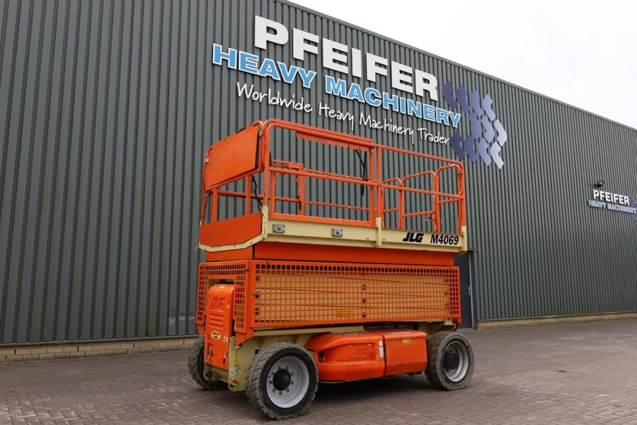 JLG M4069 Hybrid, 14.2m Working Height, 360kg Capacity - Plataforma de Tijera/ Plataforma de tesoura: foto 1 JLG M4069 Hybrid, 14.2m Working Height, 360kg Capacity - Plataforma de Tijera/ Plataforma de tesoura: foto 1