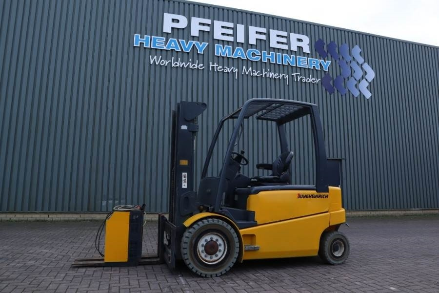Jungheinrich EFG535 Electric, Lifting Height 4700mm, Freelift 1 - Empilhadeira a diesel: foto 1 Jungheinrich EFG535 Electric, Lifting Height 4700mm, Freelift 1 - Empilhadeira a diesel: foto 1