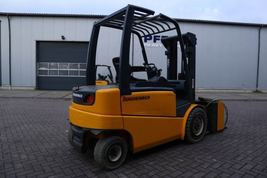 Jungheinrich EFG535 Electric, Lifting Height 4700mm, Freelift 1 - Empilhadeira a diesel: foto 2 Jungheinrich EFG535 Electric, Lifting Height 4700mm, Freelift 1 - Empilhadeira a diesel: foto 2