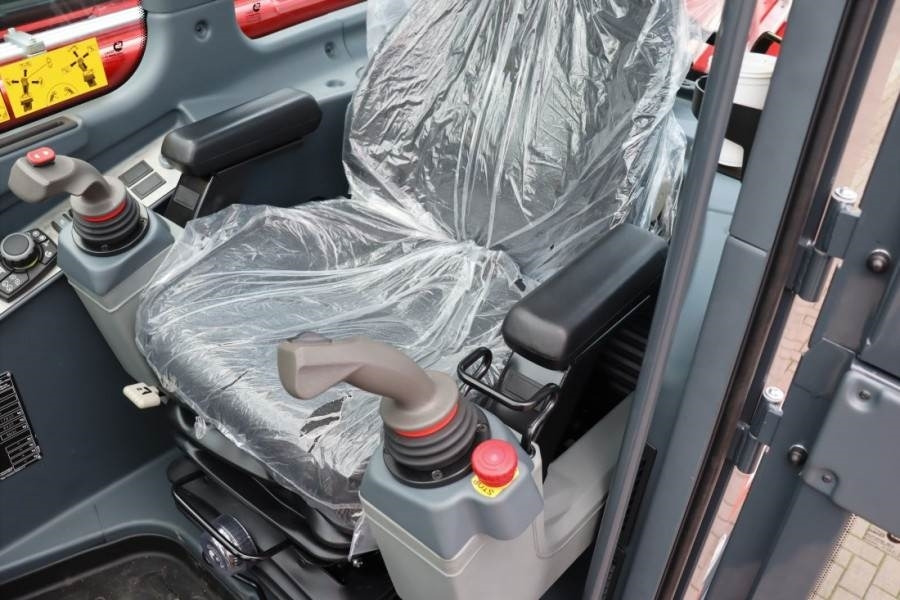 Magni RTH 6.21-D/D 6000kg Capacity, 21m Lifting Height, - Empilhador telescópico: foto 4 Magni RTH 6.21-D/D 6000kg Capacity, 21m Lifting Height, - Empilhador telescópico: foto 4