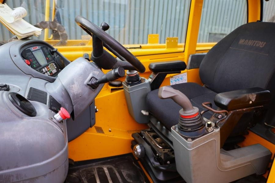 Manitou MRT2150 Privilege Diesel, 4x4x4 Drive, 5t Cap. 20. - Empilhador telescópico: foto 4 Manitou MRT2150 Privilege Diesel, 4x4x4 Drive, 5t Cap. 20. - Empilhador telescópico: foto 4