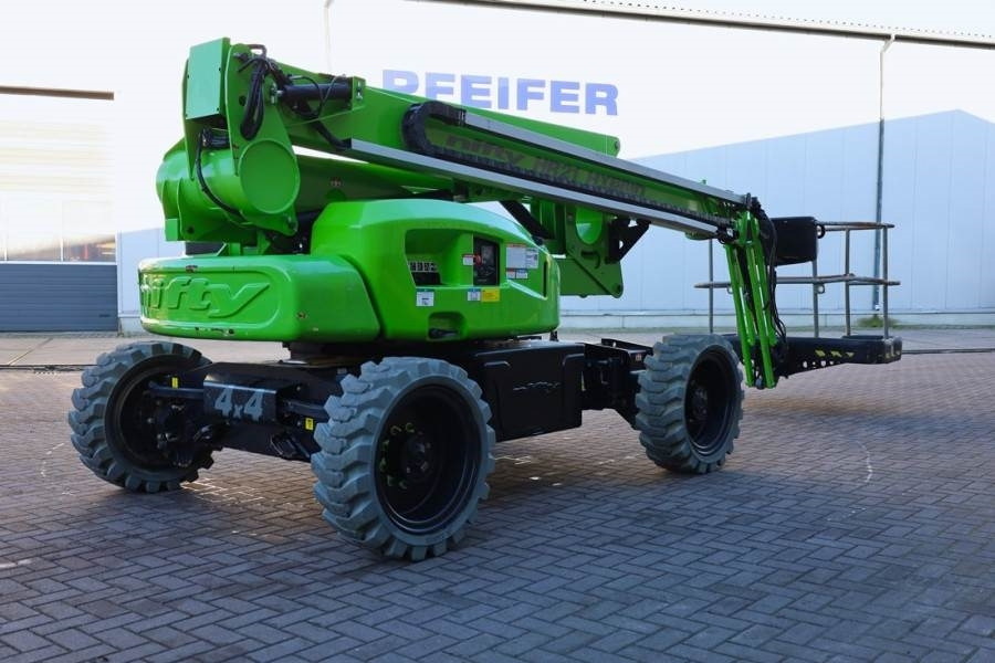 Niftylift HR21 HYBRIDE 4x4 MK2 Hybride, 4x4 Drive, 21m Worki - Plataforma articulada: foto 2 Niftylift HR21 HYBRIDE 4x4 MK2 Hybride, 4x4 Drive, 21m Worki - Plataforma articulada: foto 2