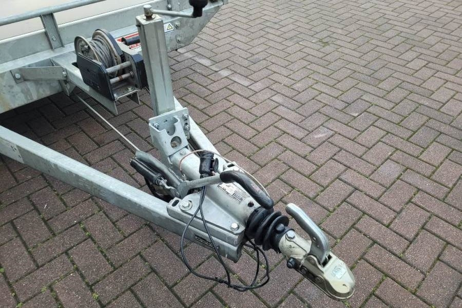 Saris C2700 2 Axel Trailer, Maximum payload: 2045 kg, In - Reboque para carros: foto 3 Saris C2700 2 Axel Trailer, Maximum payload: 2045 kg, In - Reboque para carros: foto 3