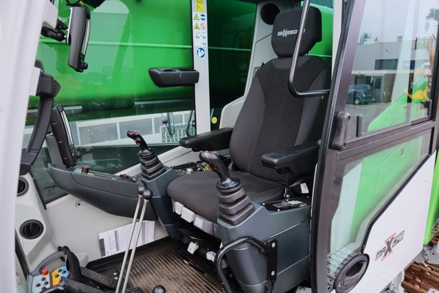 Sennebogen 683E Valid inspection, *Guarantee! 80tons, 42m Mai - Guindaste sobre esteiras: foto 4 Sennebogen 683E Valid inspection, *Guarantee! 80tons, 42m Mai - Guindaste sobre esteiras: foto 4