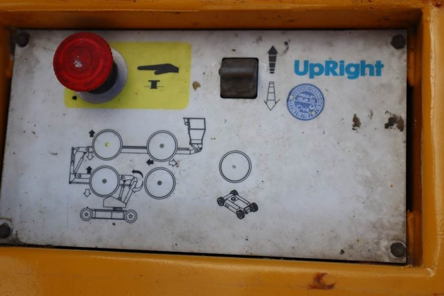 Snorkel A38E Electric, 13.5m Working Height, 6.1m Reach, 2  - Plataforma articulada: foto 4 Snorkel A38E Electric, 13.5m Working Height, 6.1m Reach, 2  - Plataforma articulada: foto 4