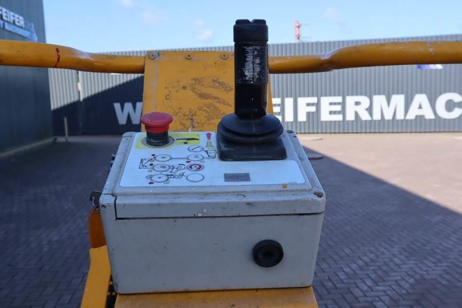 Snorkel A38E Electric, 13.5m Working Height, 6.1m Reach, 2  - Plataforma articulada: foto 4 Snorkel A38E Electric, 13.5m Working Height, 6.1m Reach, 2  - Plataforma articulada: foto 4