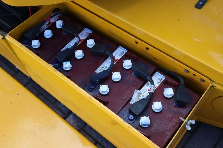 Snorkel A38E Electric, 13.5m Working Height, 6.1m Reach, 2  - Plataforma articulada: foto 5 Snorkel A38E Electric, 13.5m Working Height, 6.1m Reach, 2  - Plataforma articulada: foto 5