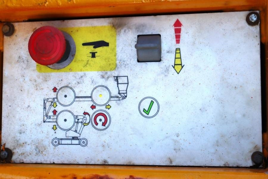 Snorkel A38E Electric, 13.5m Working Height, 6.1m Reach, 2  - Plataforma articulada: foto 4 Snorkel A38E Electric, 13.5m Working Height, 6.1m Reach, 2  - Plataforma articulada: foto 4