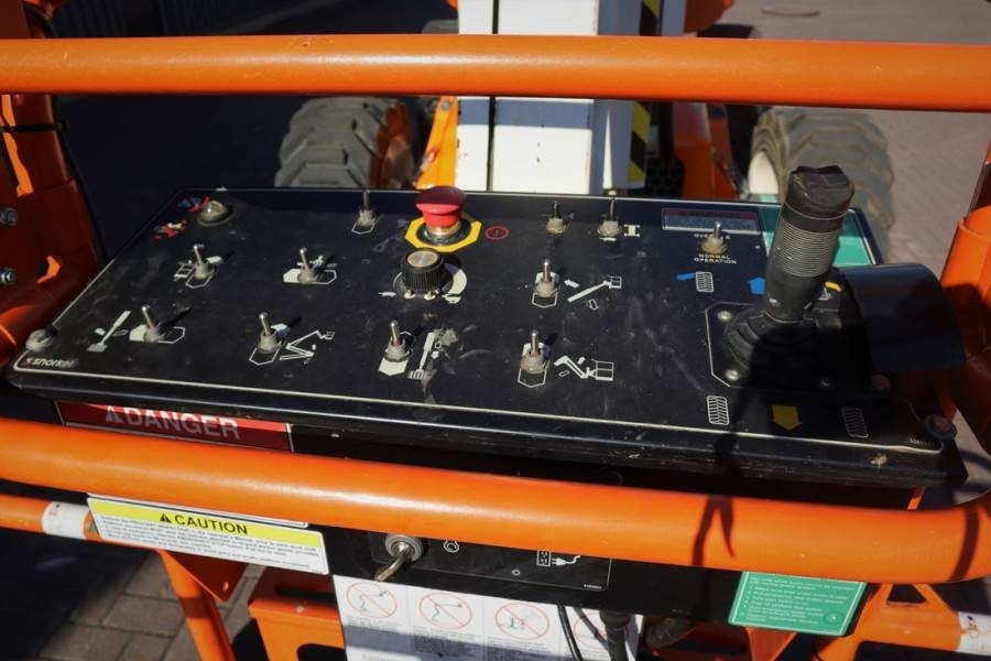 Snorkel A46JRT VALID INSPECTION, *GUARANTEE! Diesel, 4x4 D - Plataforma articulada: foto 3 Snorkel A46JRT VALID INSPECTION, *GUARANTEE! Diesel, 4x4 D - Plataforma articulada: foto 3
