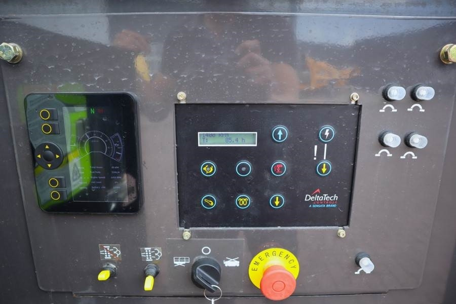 Zoomlion ZS1623RT Diesel, 4x4 Drive, 18m Working Height, 68 - Plataforma de Tijera/ Plataforma de tesoura: foto 4 Zoomlion ZS1623RT Diesel, 4x4 Drive, 18m Working Height, 68 - Plataforma de Tijera/ Plataforma de tesoura: foto 4