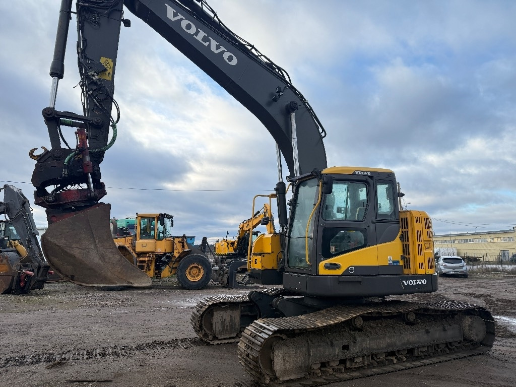 Volvo ECR 235 - Escavadora de rastos: foto 3 Volvo ECR 235 - Escavadora de rastos: foto 3