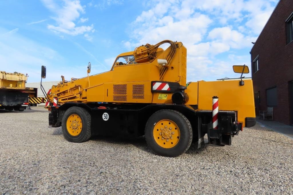 Kobelco RK 70 M2 - Guindaste móvel: foto 4 Kobelco RK 70 M2 - Guindaste móvel: foto 4
