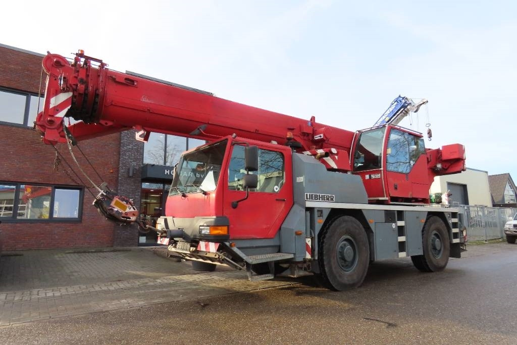 Liebherr LTM 1040-2.1 - Grua todo o terreno: foto 1 Liebherr LTM 1040-2.1 - Grua todo o terreno: foto 1
