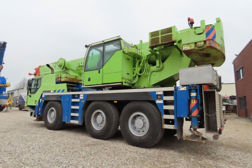 Liebherr LTM 1055-3.2 - Grua todo o terreno: foto 4 Liebherr LTM 1055-3.2 - Grua todo o terreno: foto 4