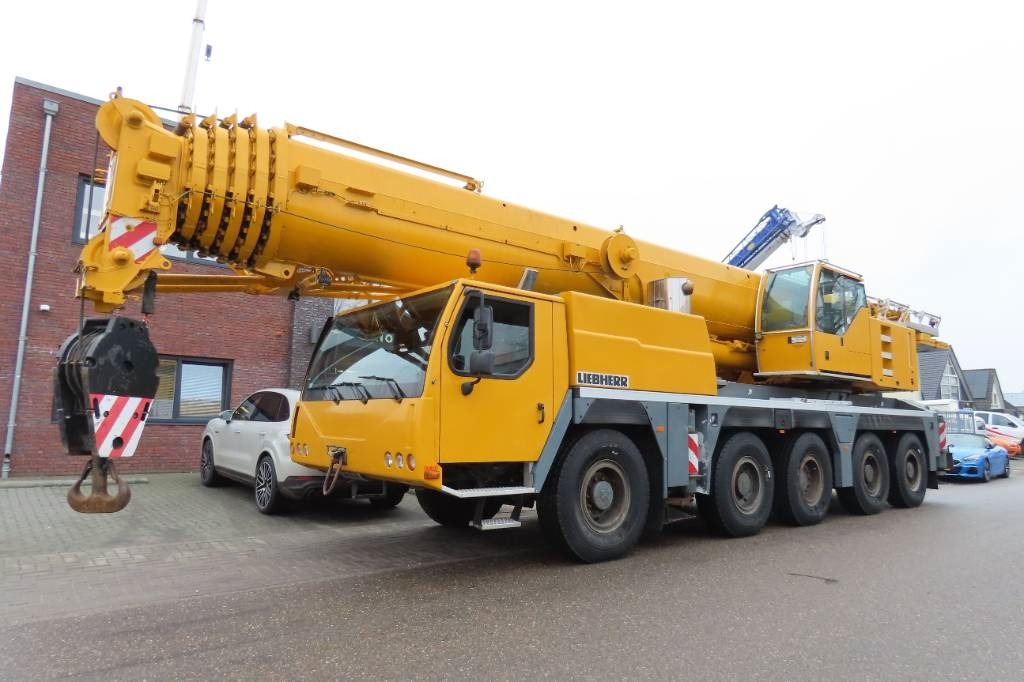 Liebherr LTM 1130-5.1 - Grua todo o terreno: foto 1 Liebherr LTM 1130-5.1 - Grua todo o terreno: foto 1