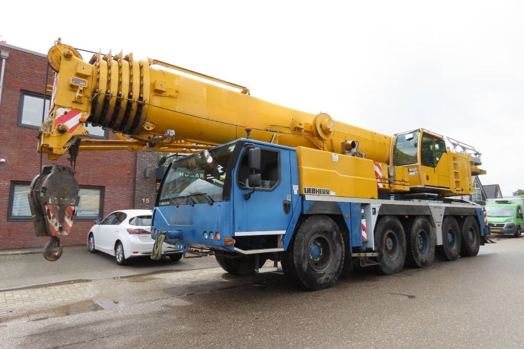 Liebherr LTM 1130-5.1 - Grua todo o terreno: foto 1 Liebherr LTM 1130-5.1 - Grua todo o terreno: foto 1