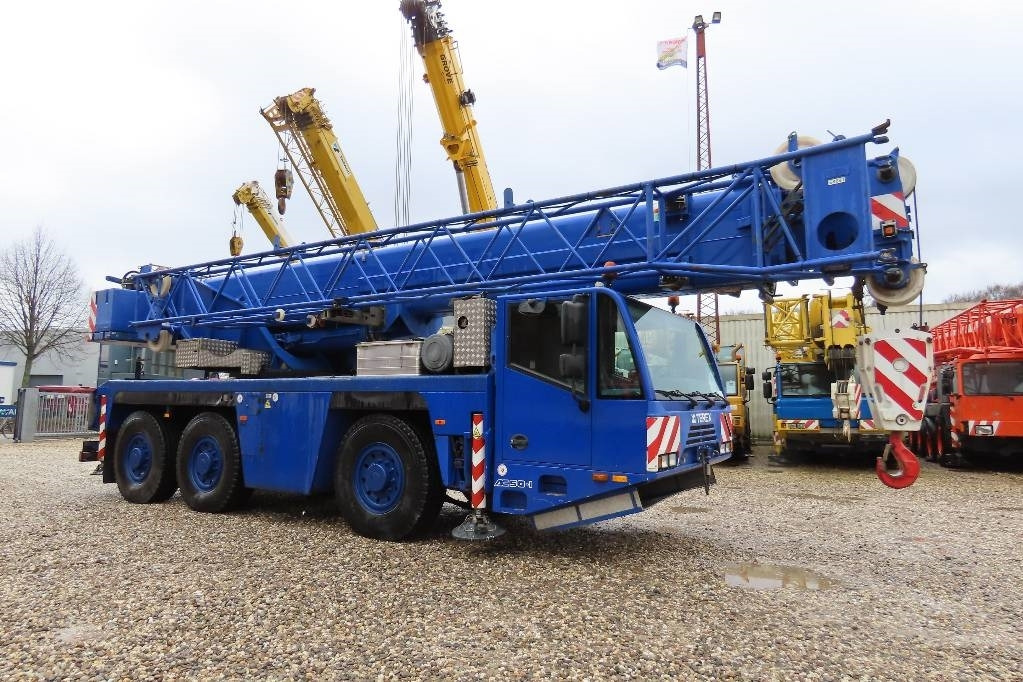 Terex Demag AC 50-1 - Grua todo o terreno: foto 2 Terex Demag AC 50-1 - Grua todo o terreno: foto 2